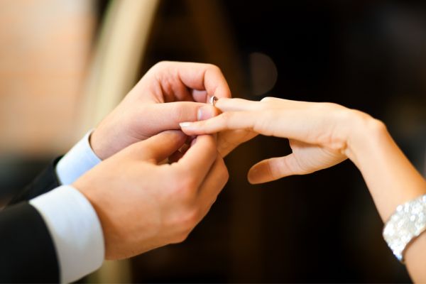 engagement announcement wording